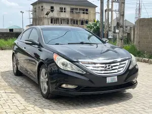 Hyundai Sonata Limited Sedan FWD (2.4L 4cyl 6A) 2011 Black