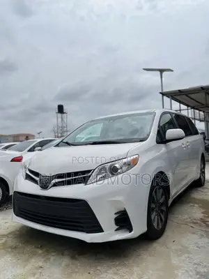 Toyota Sienna LE AWD 2020 White