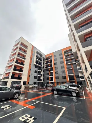 2bdrm Apartment in Lekki Phase 1 for rent