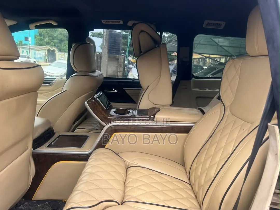Lexus LX 570 2010 Black
