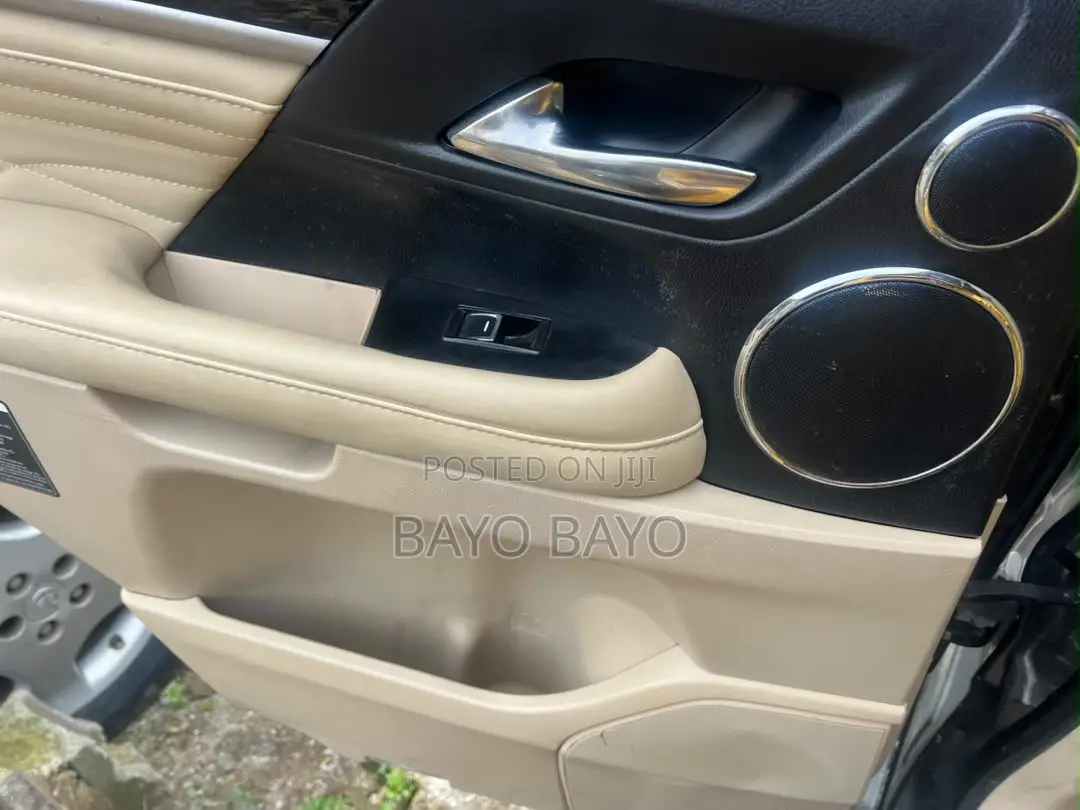 Lexus LX 570 2010 Black
