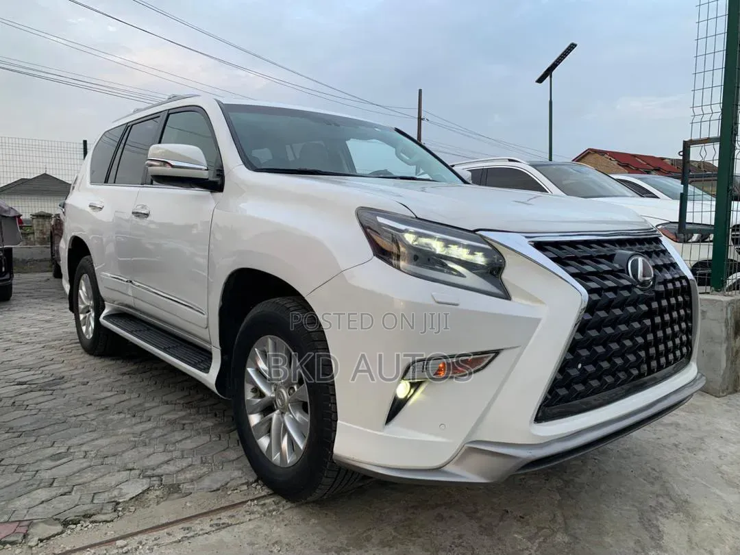 Lexus GX 460 Base 2016 White
