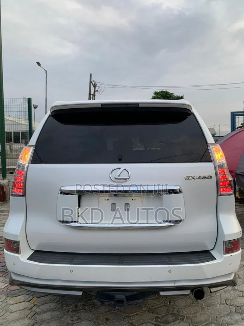 Lexus GX 460 Base 2016 White