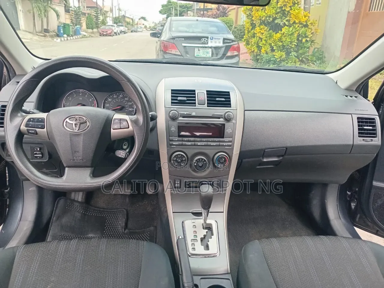 Toyota Corolla 2011 Gray