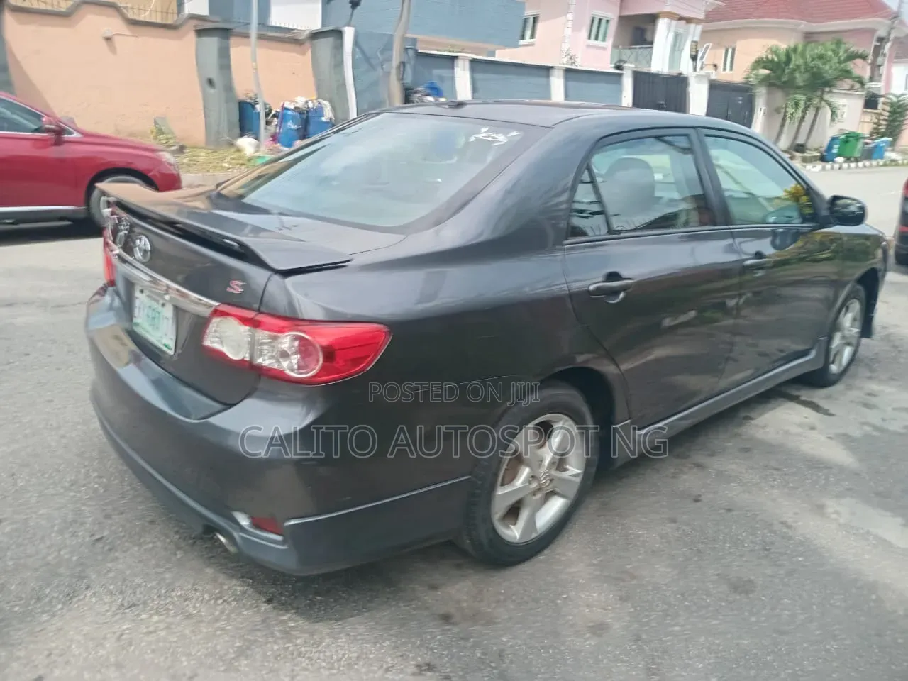 Toyota Corolla 2011 Gray
