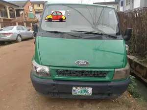 Ford Transit Crew Van 2023 Green