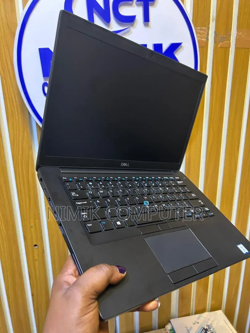Laptop Dell Latitude 7490 8GB Intel Core i7 SSD 256GB