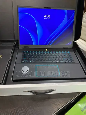 Laptop Alienware M16 R2 16GB Intel Core Ultra 7 SSD 1T