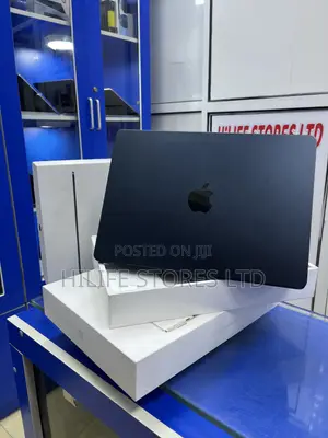 Laptop Apple MacBook Air 2022 M2 8GB Apple M2 SSD 256GB