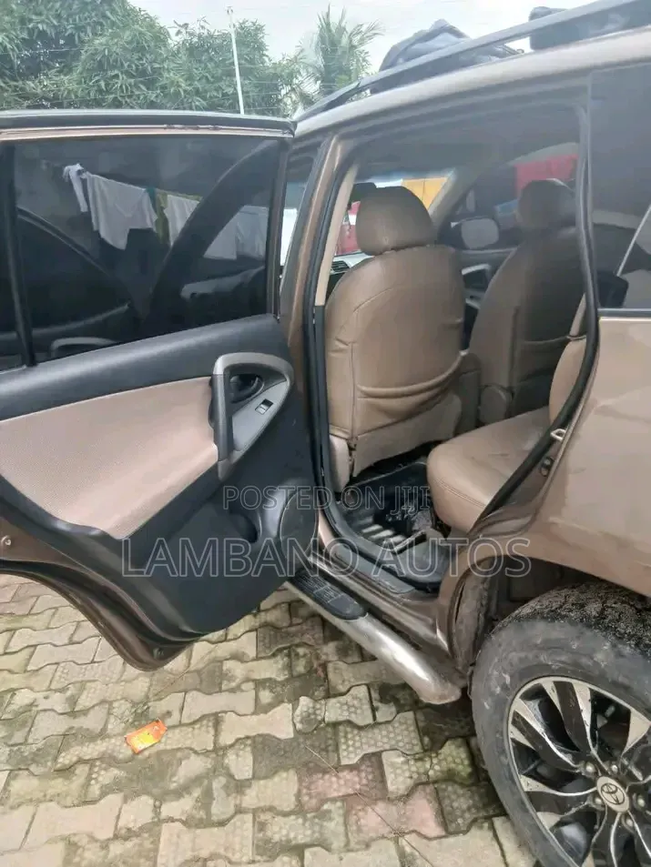 Toyota RAV4 2008 Brown