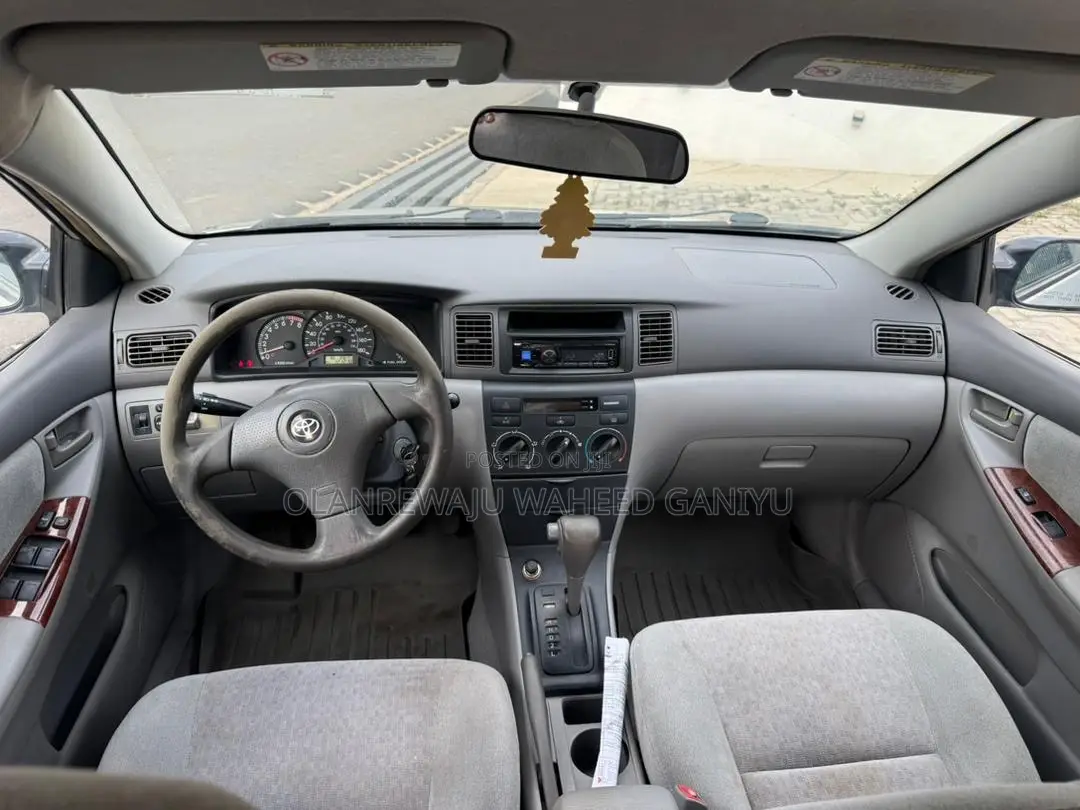 Toyota Corolla 1.4 D Automatic 2004 Gold