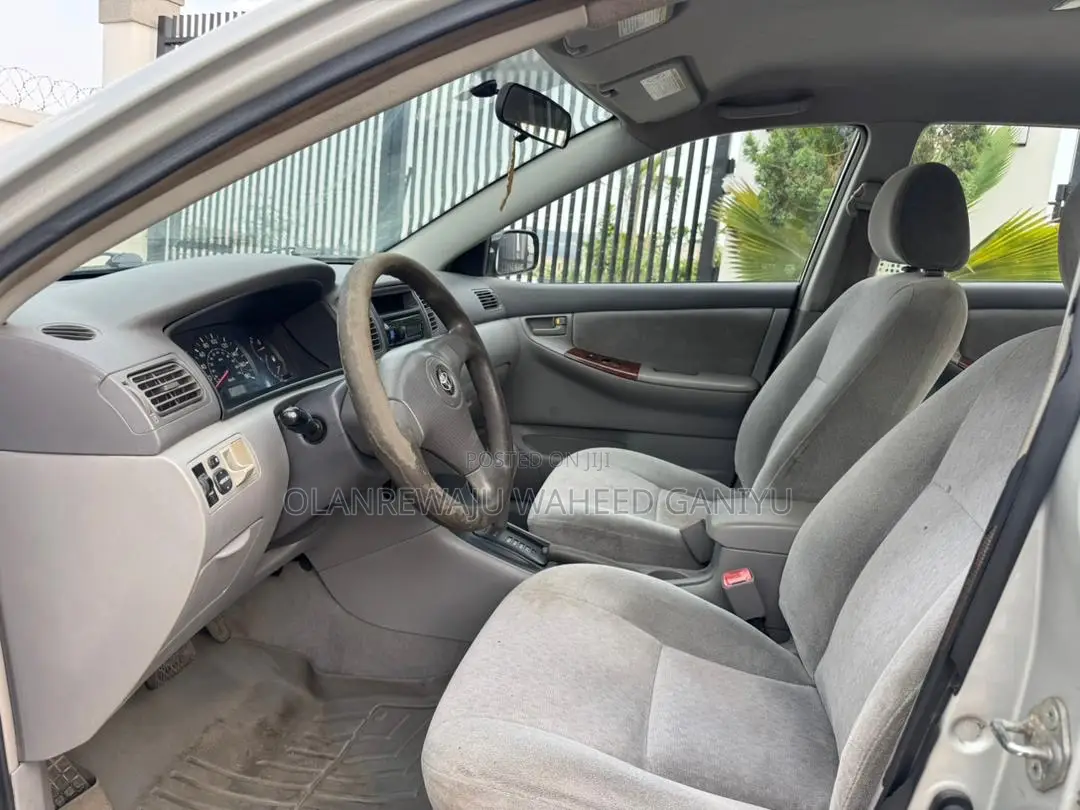 Toyota Corolla 1.4 D Automatic 2004 Gold