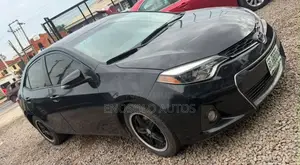 Toyota Corolla 2014 Black