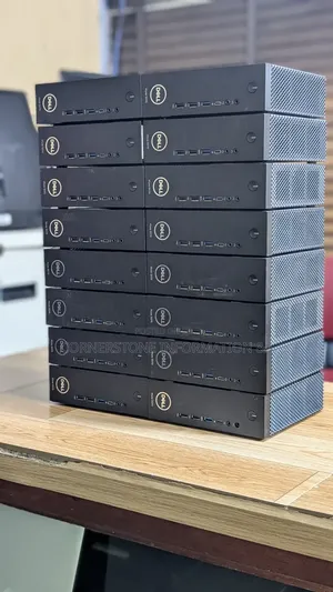 Desktop Computer Dell Wyse 5000 4GB Intel Core 2 Quad SSD 128GB
