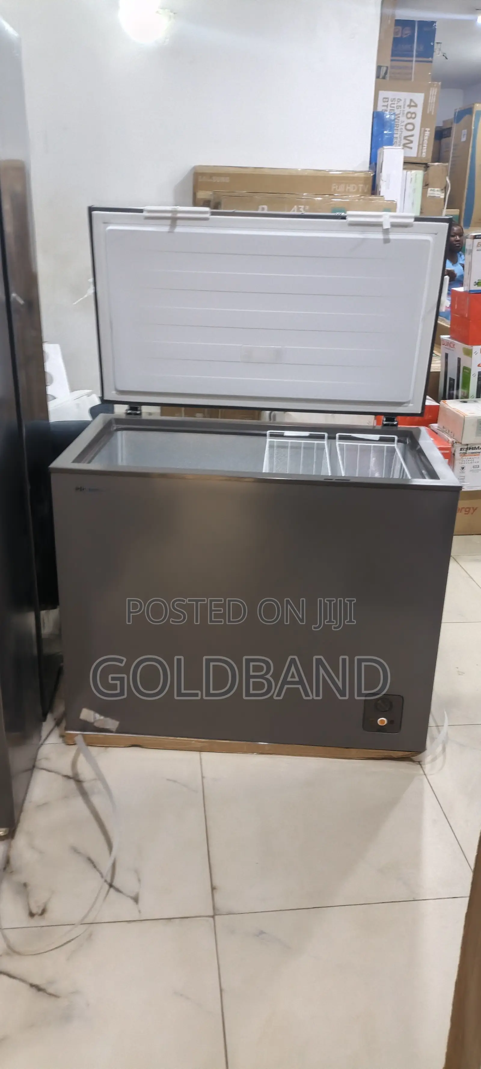 Hisense 340SH 250L Freezer With Basket