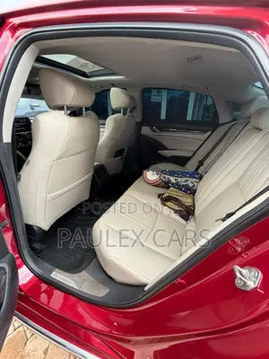 Honda Accord Sport (2.0L 4cyl Turbo 6M) 2019 Red