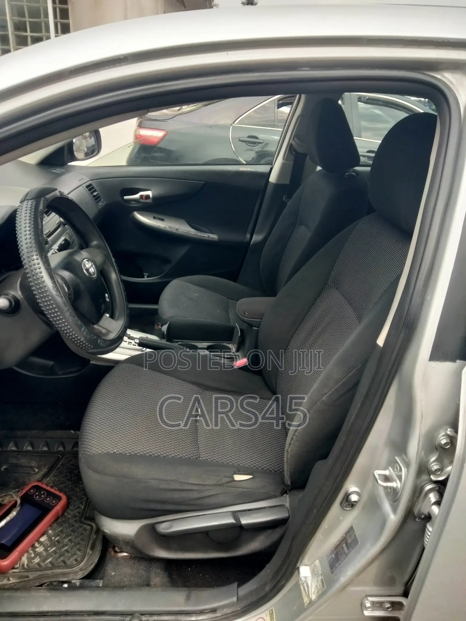 Toyota Corolla 2013 Silver