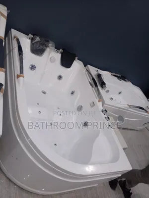 Quality Double Straight Jacuzzi With Hand Grab,head Rest, and Seat