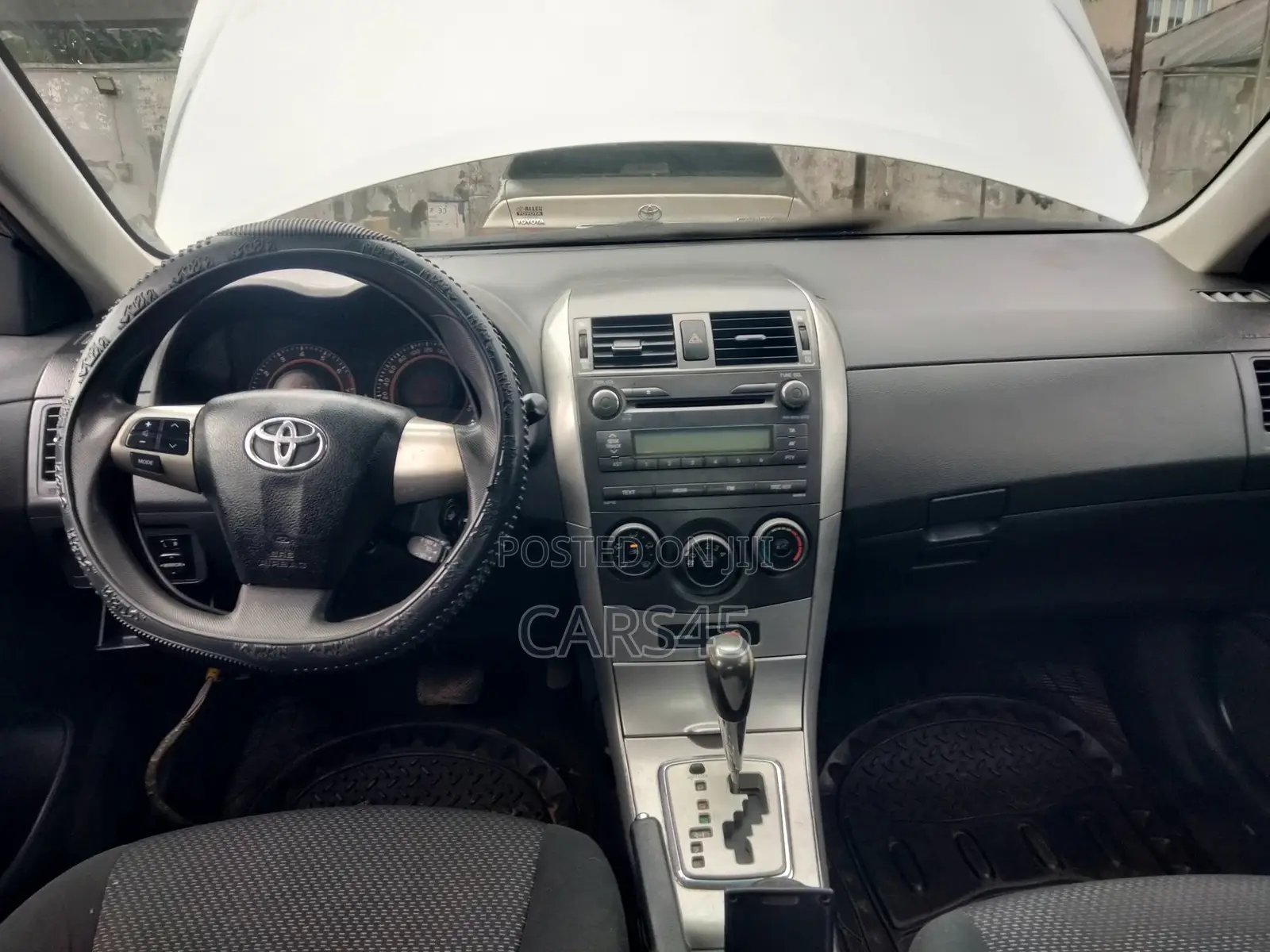 Toyota Corolla 2013 Silver