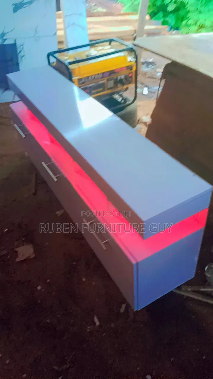 TV Stand Is Available for Pickup  Payment on Deliver