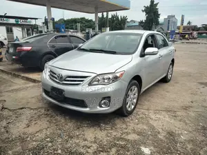 Toyota Corolla 2013 Silver
