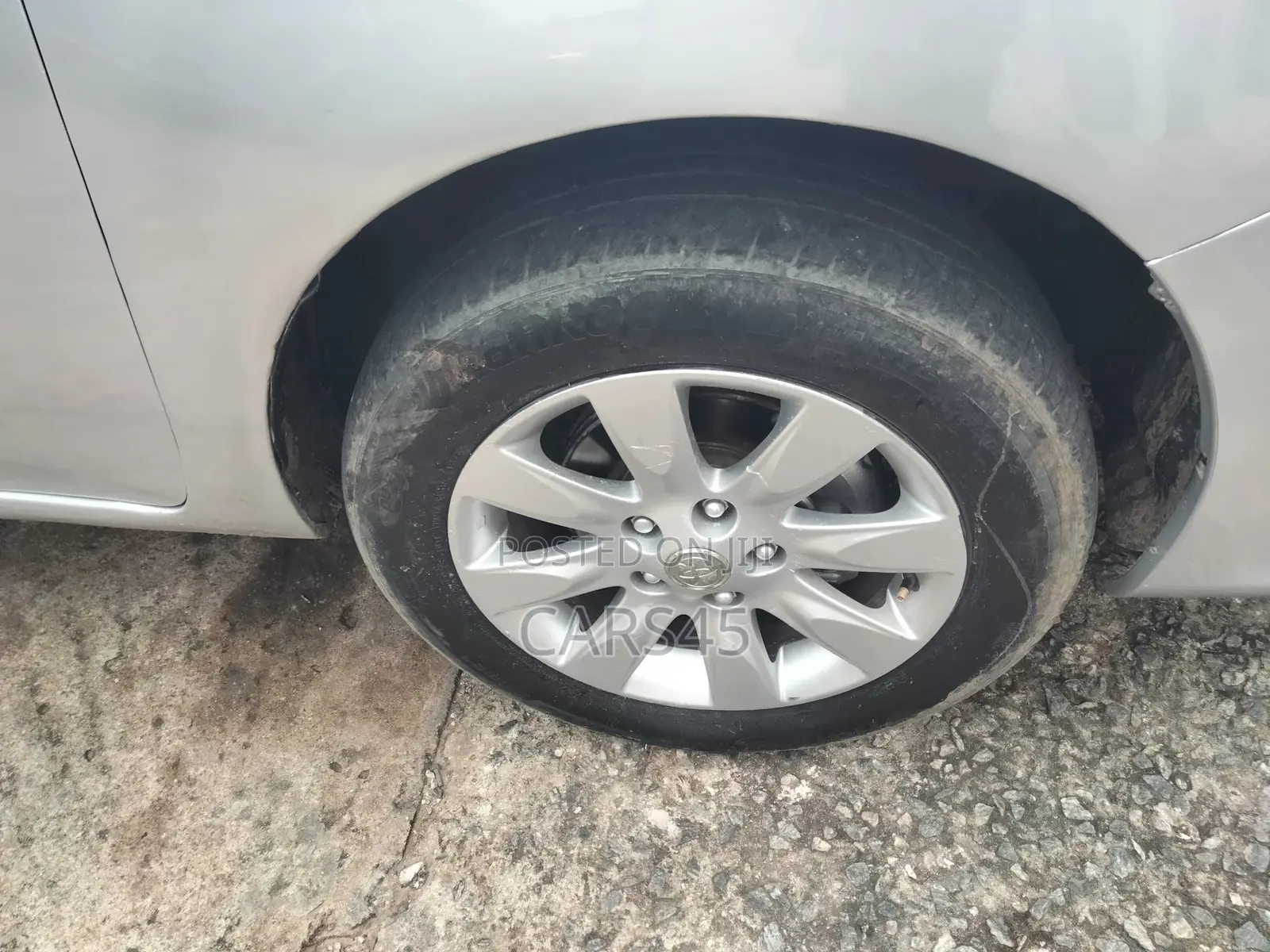 Toyota Corolla 2013 Silver