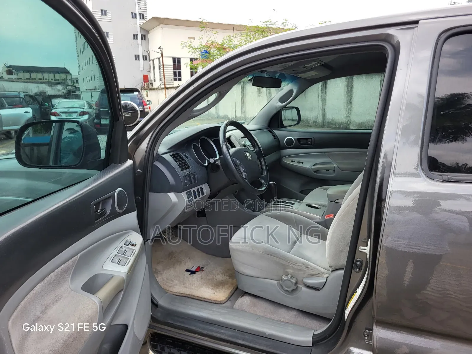 Toyota Tacoma Double Cab V6 Automatic 2010 Gray
