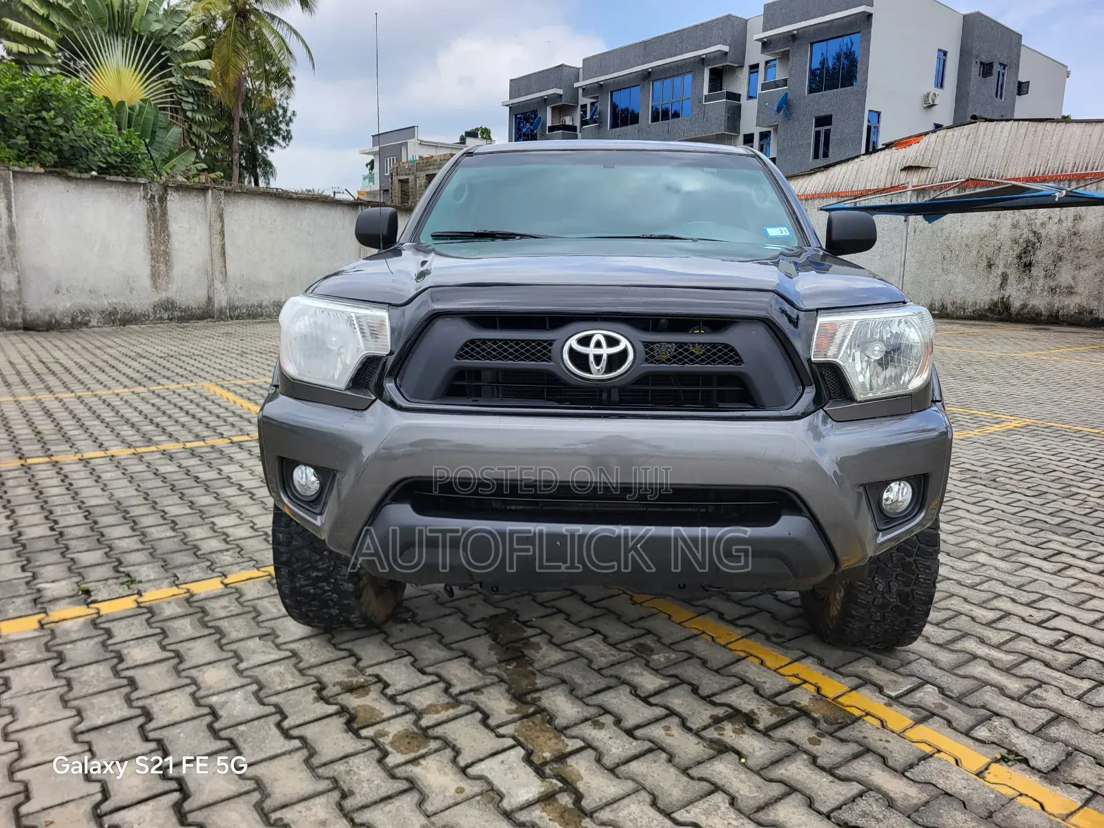 Toyota Tacoma Double Cab V6 Automatic 2010 Gray