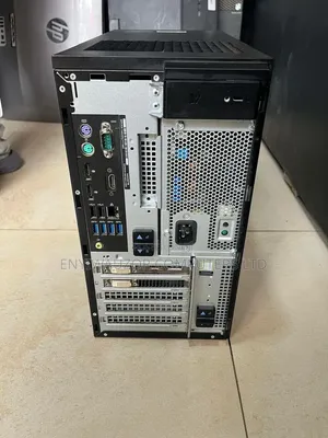 Desktop Computer Dell 16GB Intel Core i7 SSD 512GB