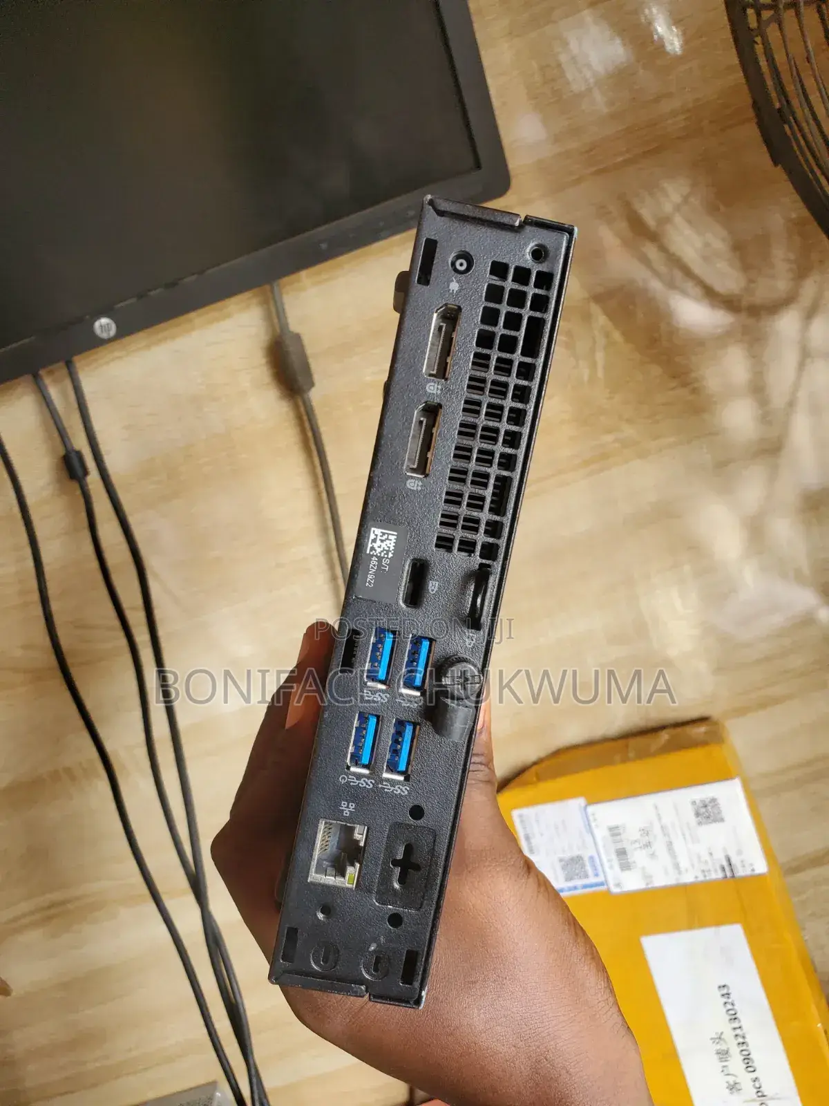 Desktop Computer Dell OptiPlex 7060 8GB Intel Core i7 SSD 256GB