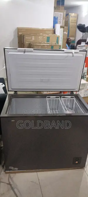 Hisense 250L Deep Freezer With Key Lock