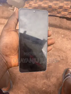 Samsung Galaxy A06 128 GB Silver