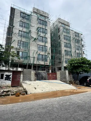 2bdrm Apartment in Ahmadu Bello Way for sale