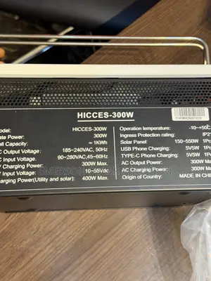 1kwh 300w Output Hicces Solar Generator