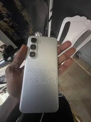Infinix Hot 60 Pro+ 256 GB White