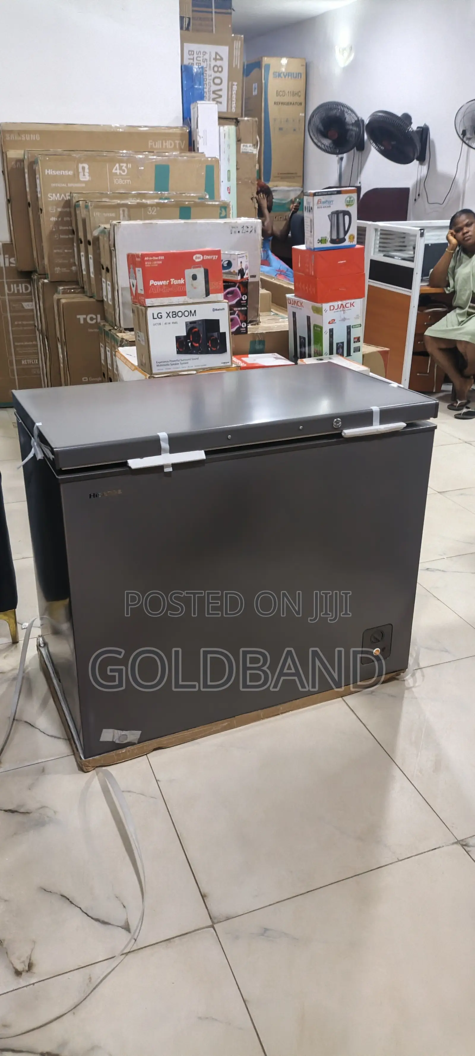 Hisense 250L Chest Freezer Compact Design