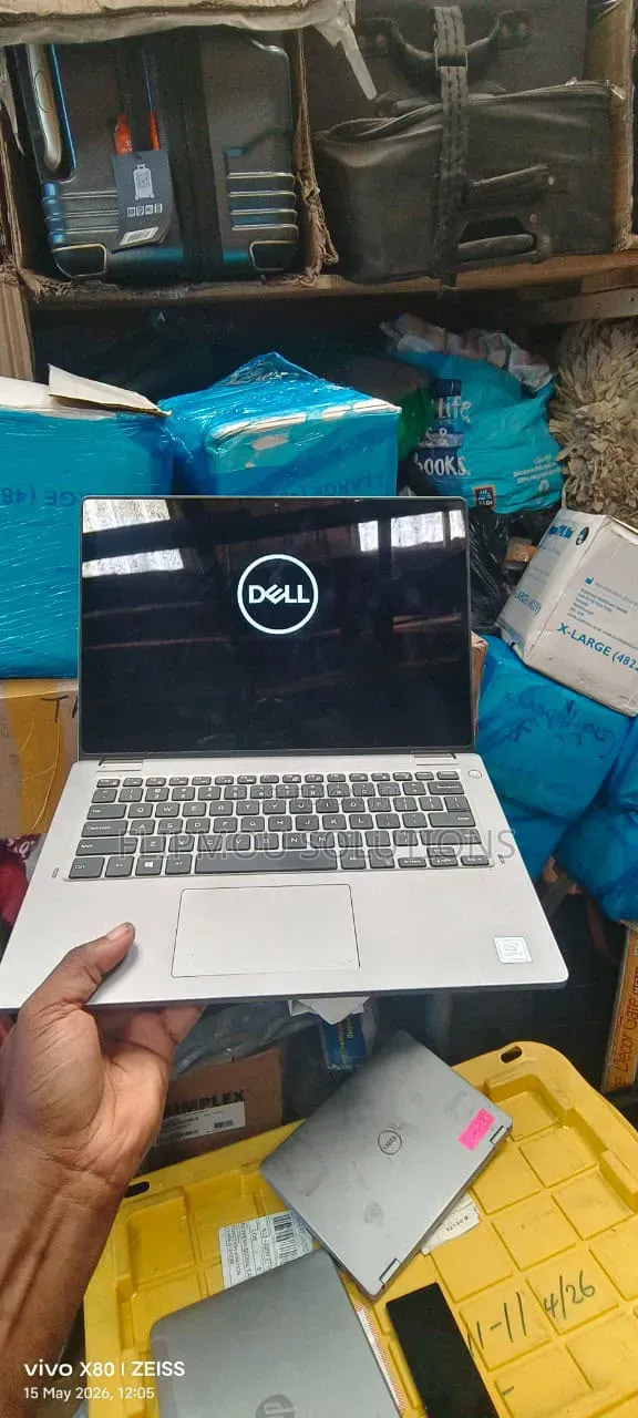 Laptop Dell Latitude 3310 2-in-1 8GB Intel Core i5 SSD 256GB