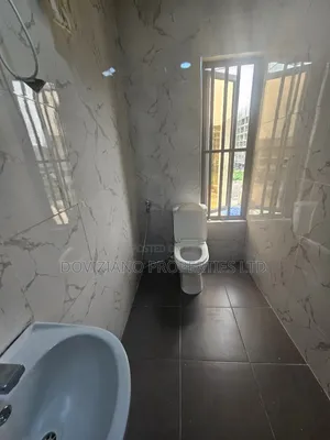 3bdrm Maisonette in Lekki Phase 1 for rent