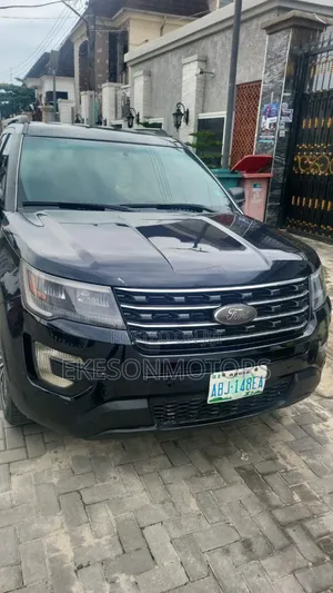 Ford Explorer 2012 Black
