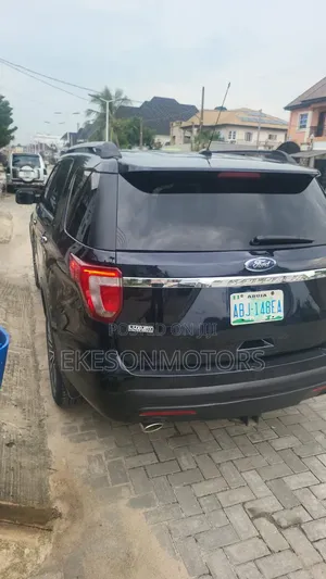 Ford Explorer 2012 Black