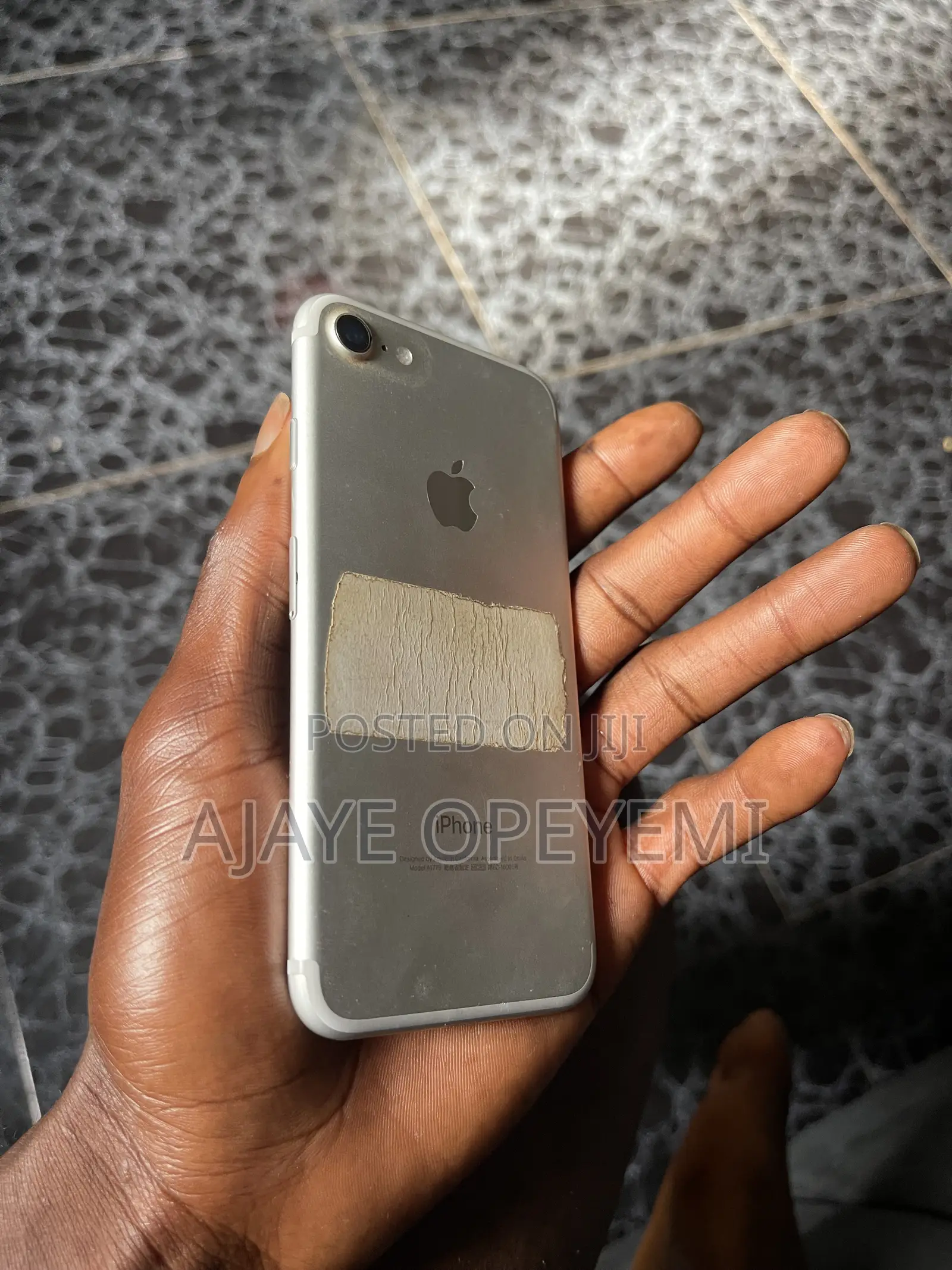 Apple iPhone 7 32 GB Silver