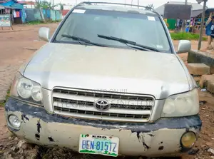 Toyota Highlander V6 4x4 2005 Gold