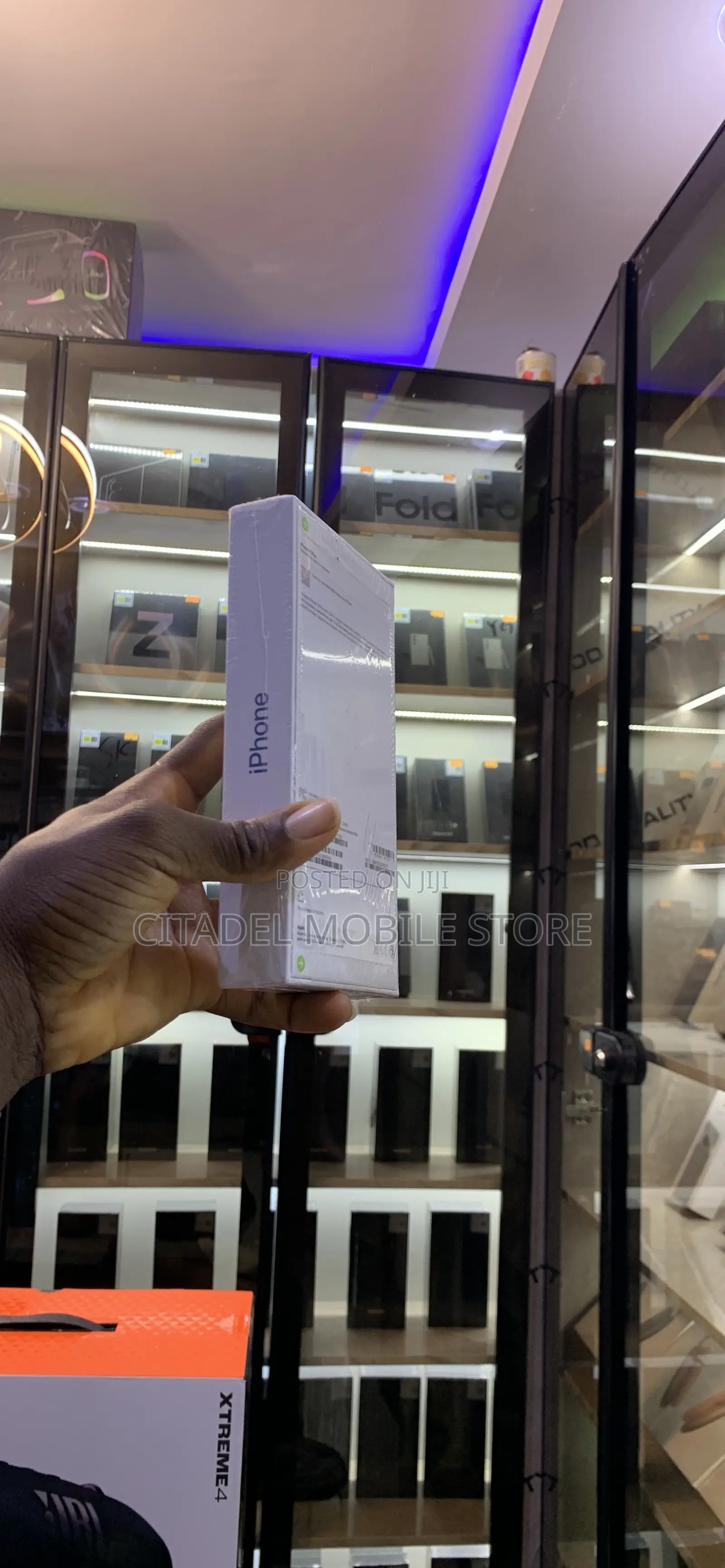 New Apple iPhone 16 Plus 128 GB Blue