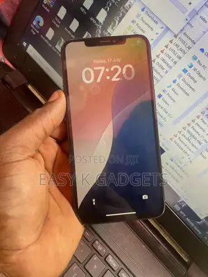 Apple iPhone XS Max 64 GB White