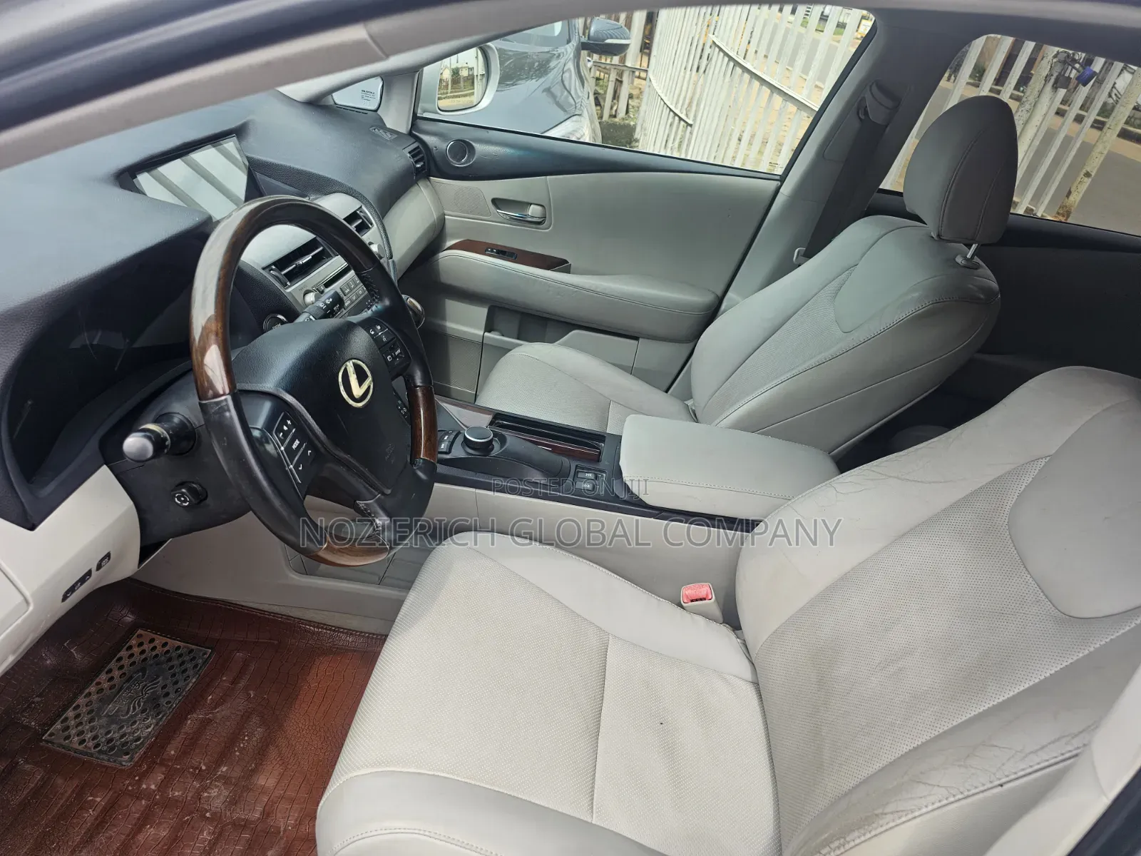 Lexus RX 2011 Silver