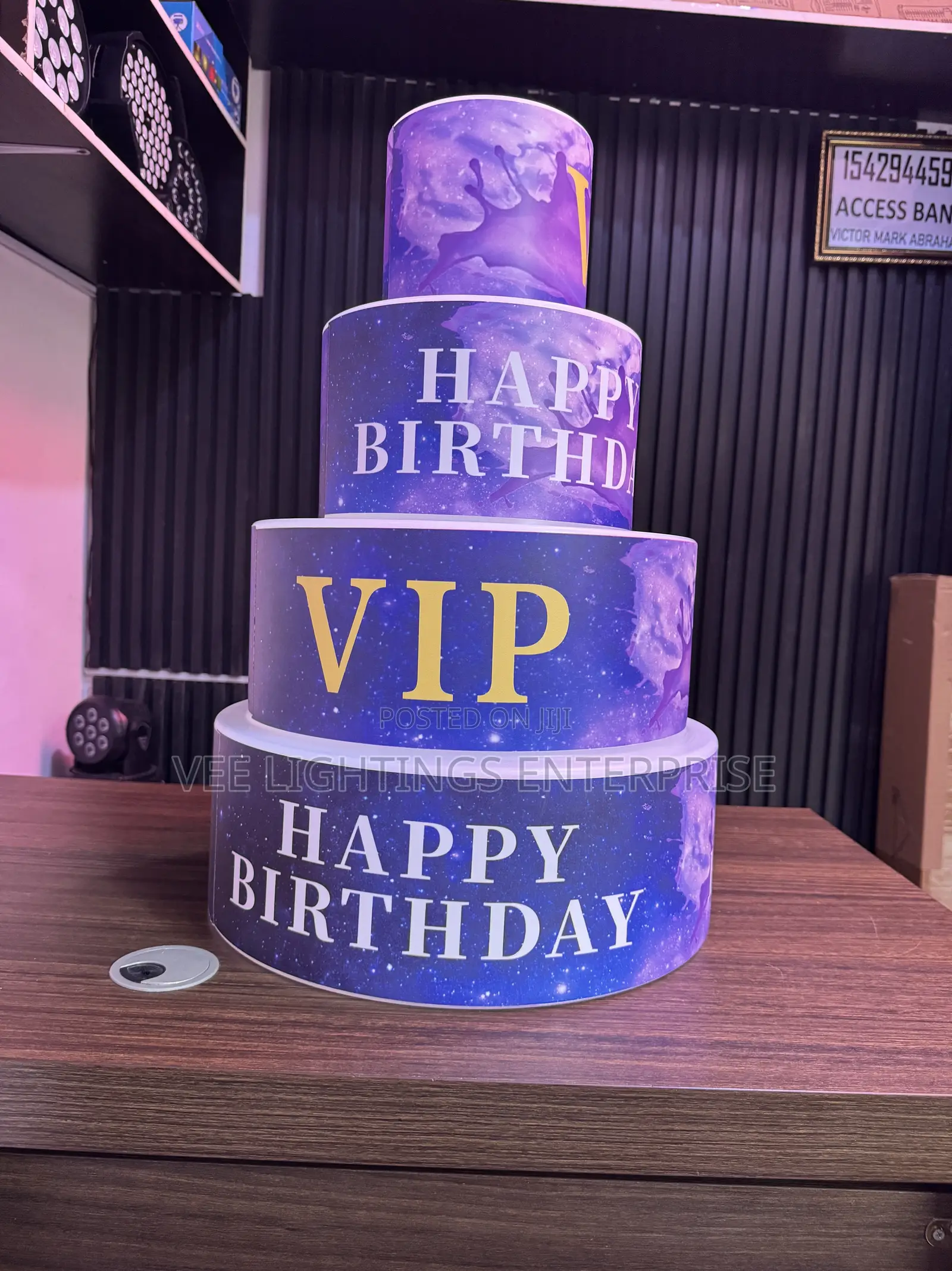 Happy Birthday Cake Carrier