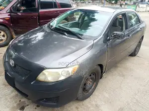 Toyota Corolla 2009 Gray