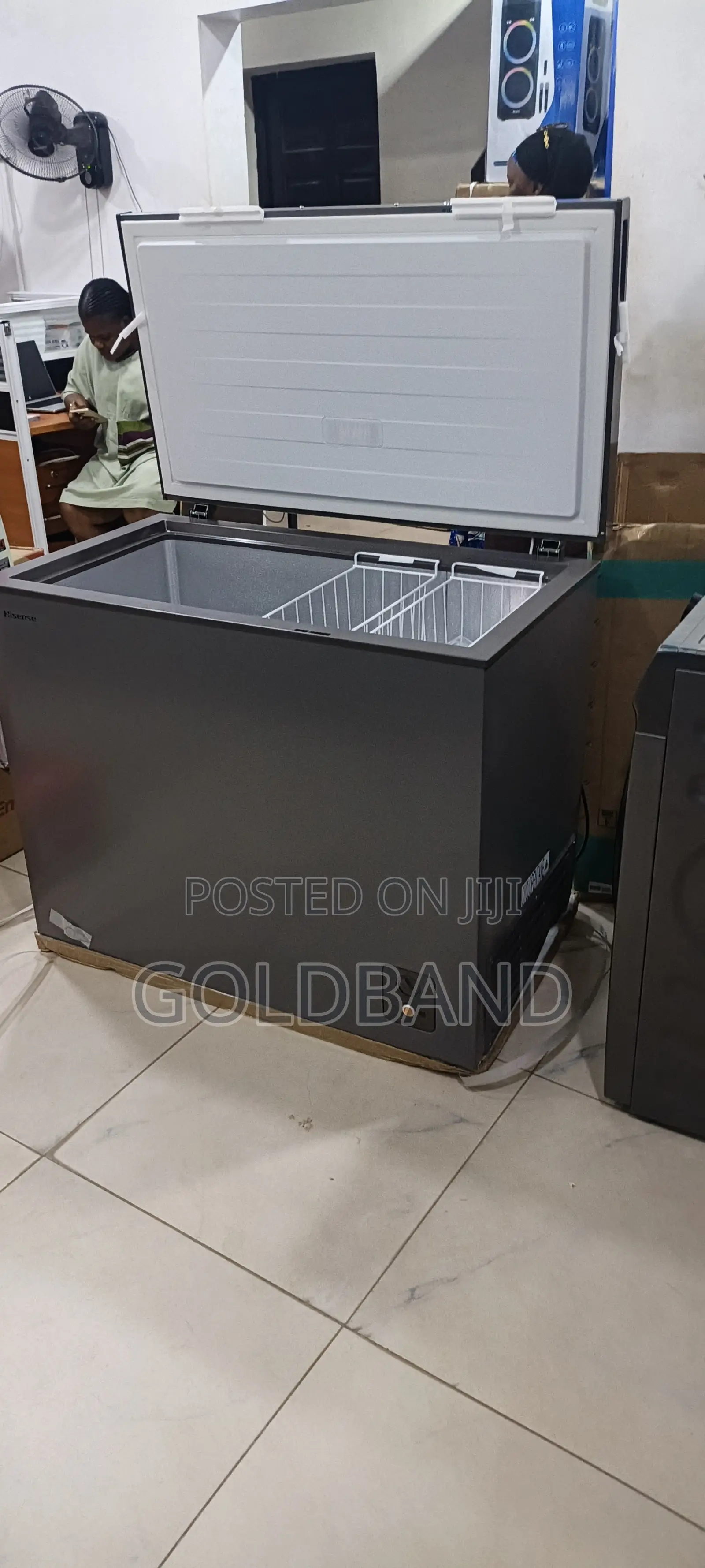 Hisense 340SH Large Capacity Freezer