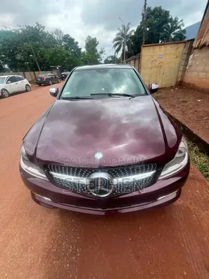Mercedes-Benz C300 2010 Red