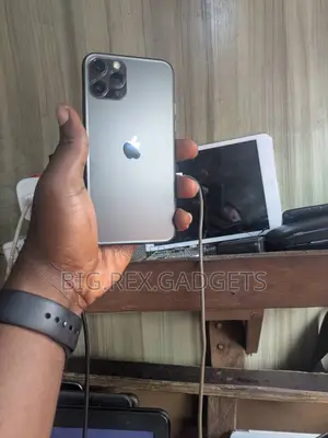 Apple iPhone 11 Pro 64 GB Gray
